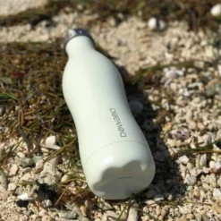 Bouteille Isotherme Cocktail Collection Pina Colada - 750 Ml - Blanc -Camping Fournitures Boutique bouteille isotherme cocktail collection pina colada 750 ml blanc 2