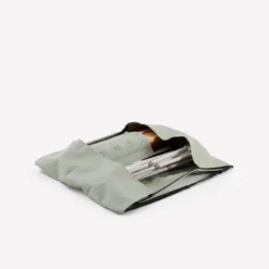 Quechua TABLE DE CAMPING COMPACTE 4/6 PERSONNES - PLATEAU BOIS - POCHE DE RANGEMENT -Camping Fournitures Boutique table de camping compacte 46 personnes plateau bois poche de rangement 3